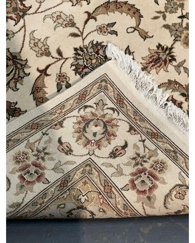 Tabriz Design Wool & Silk view 4