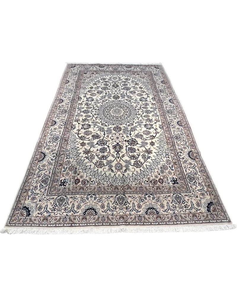 Nain Wool & Silk view 2