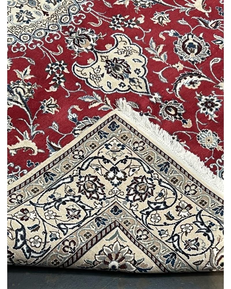 Nain Wool & Silk view 4