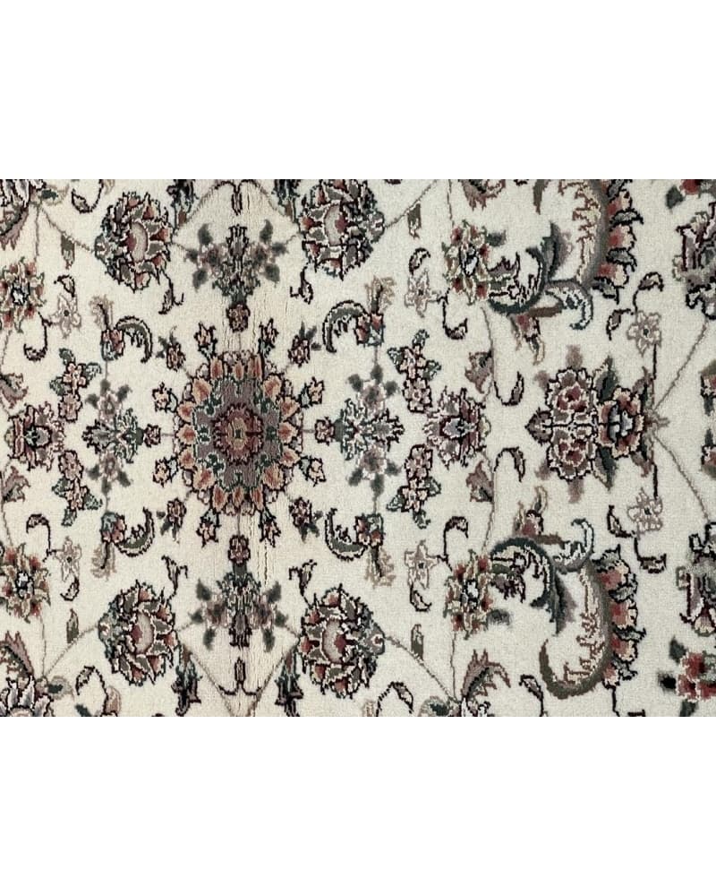 Tabriz Design Wool & Silk view 3