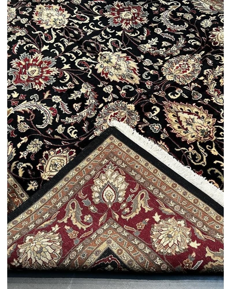 Kashan Wool view 4