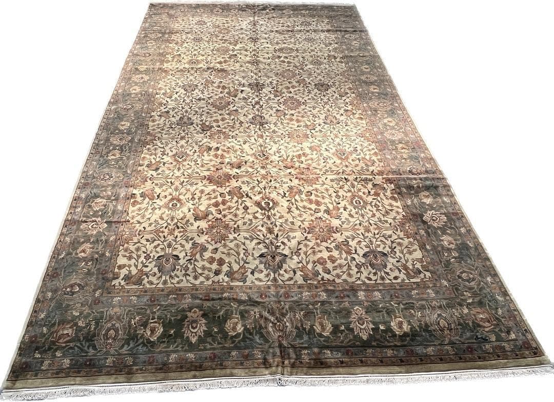 Khorasan Wool view 2