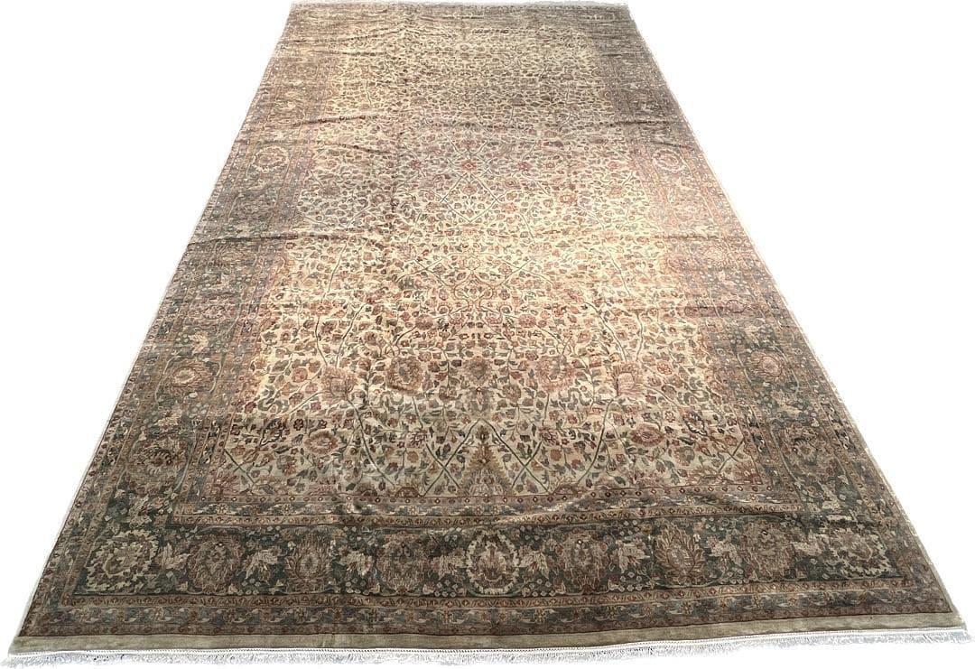 Khorasan Wool view 2