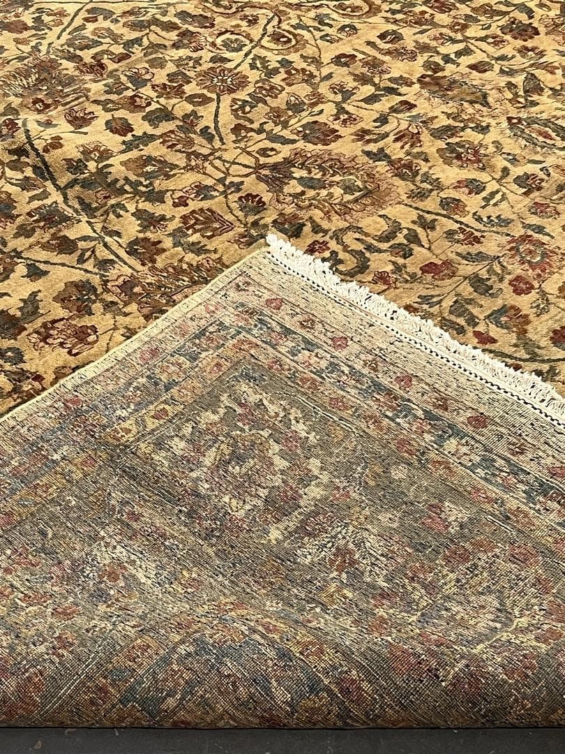 Khorasan Wool view 4
