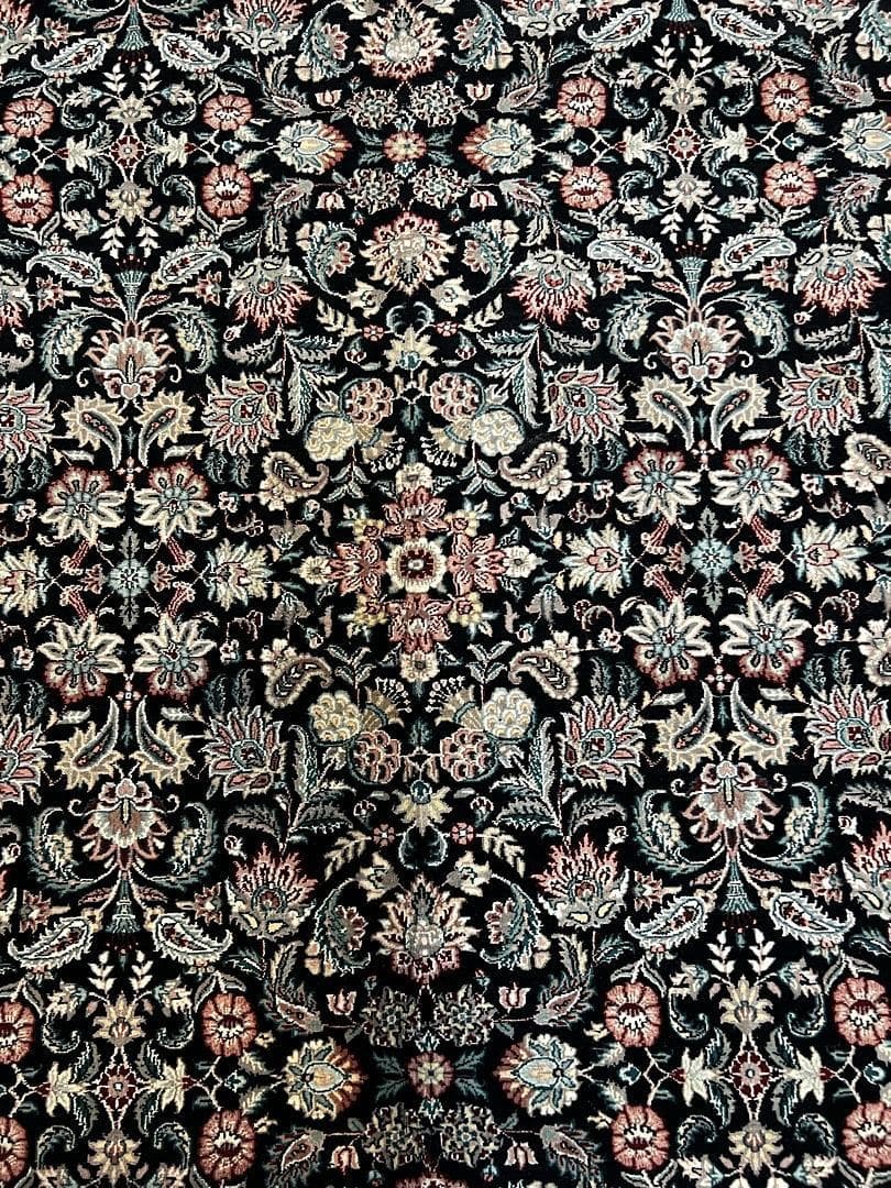 Kashan Wool view 3