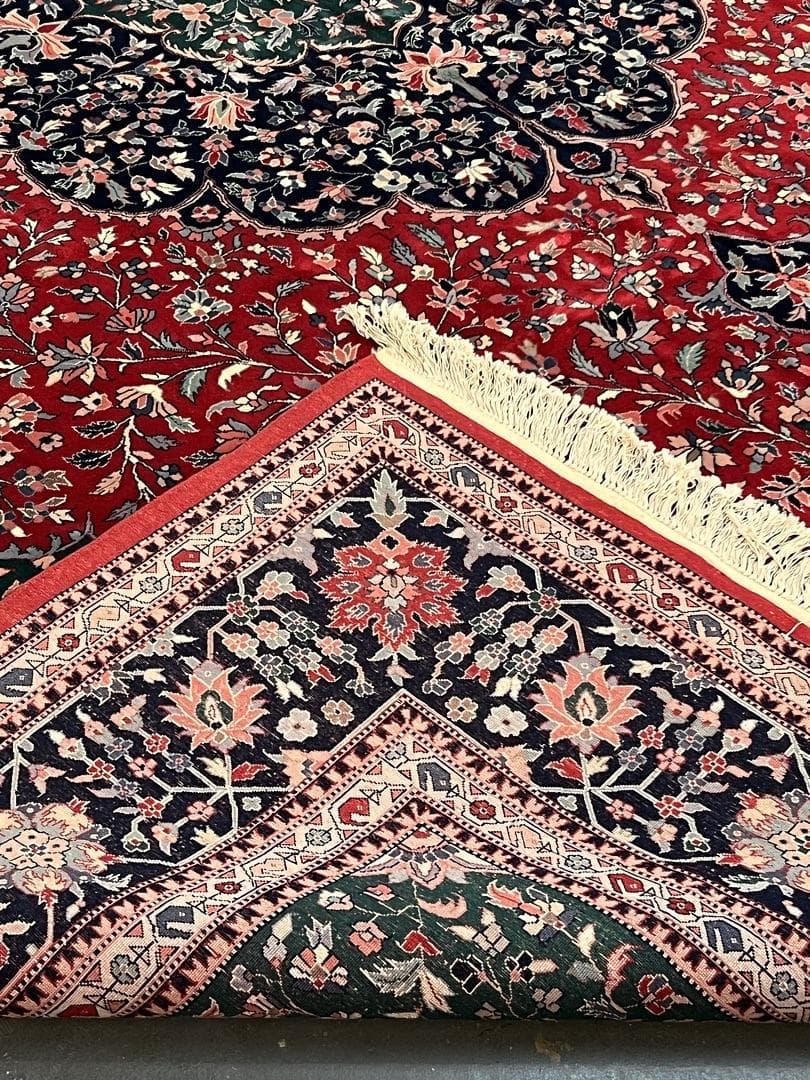Persian Wool view 4
