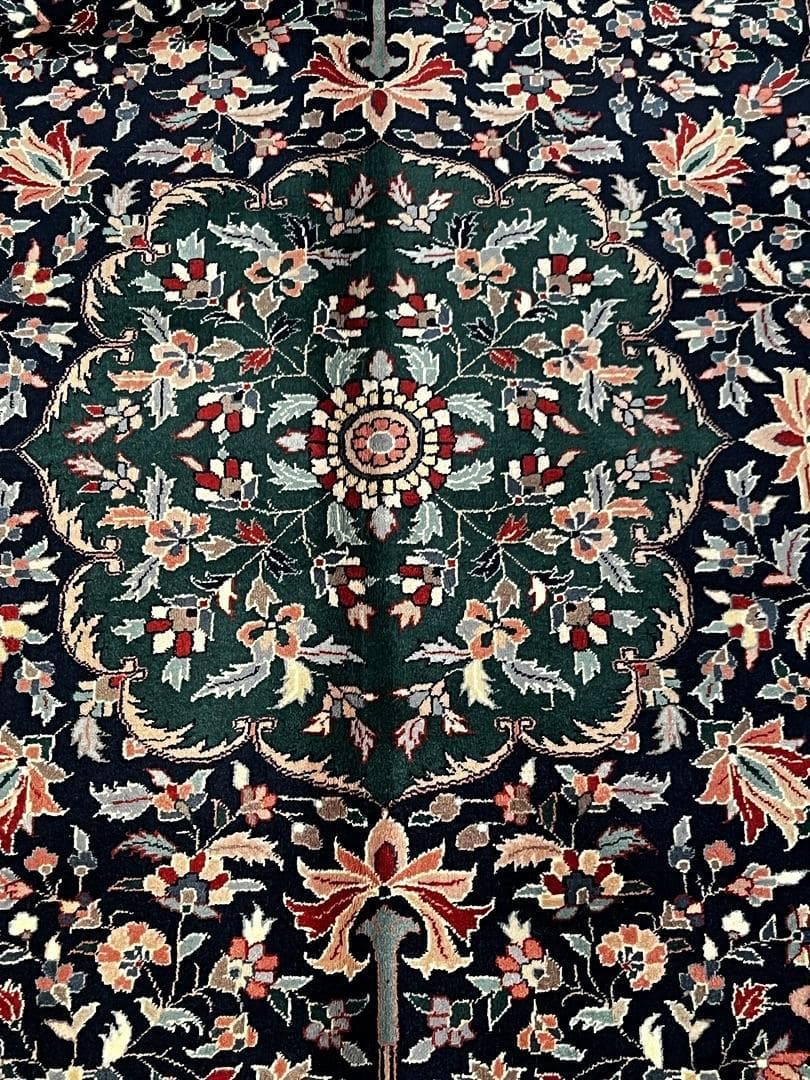 Persian Wool view 3