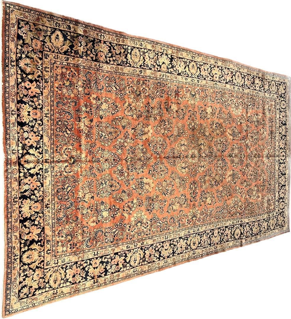 Old Sarouk Wool view 2