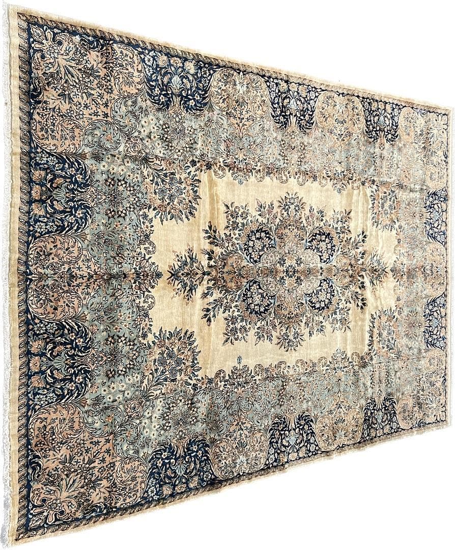 Old Kerman Wool view 2