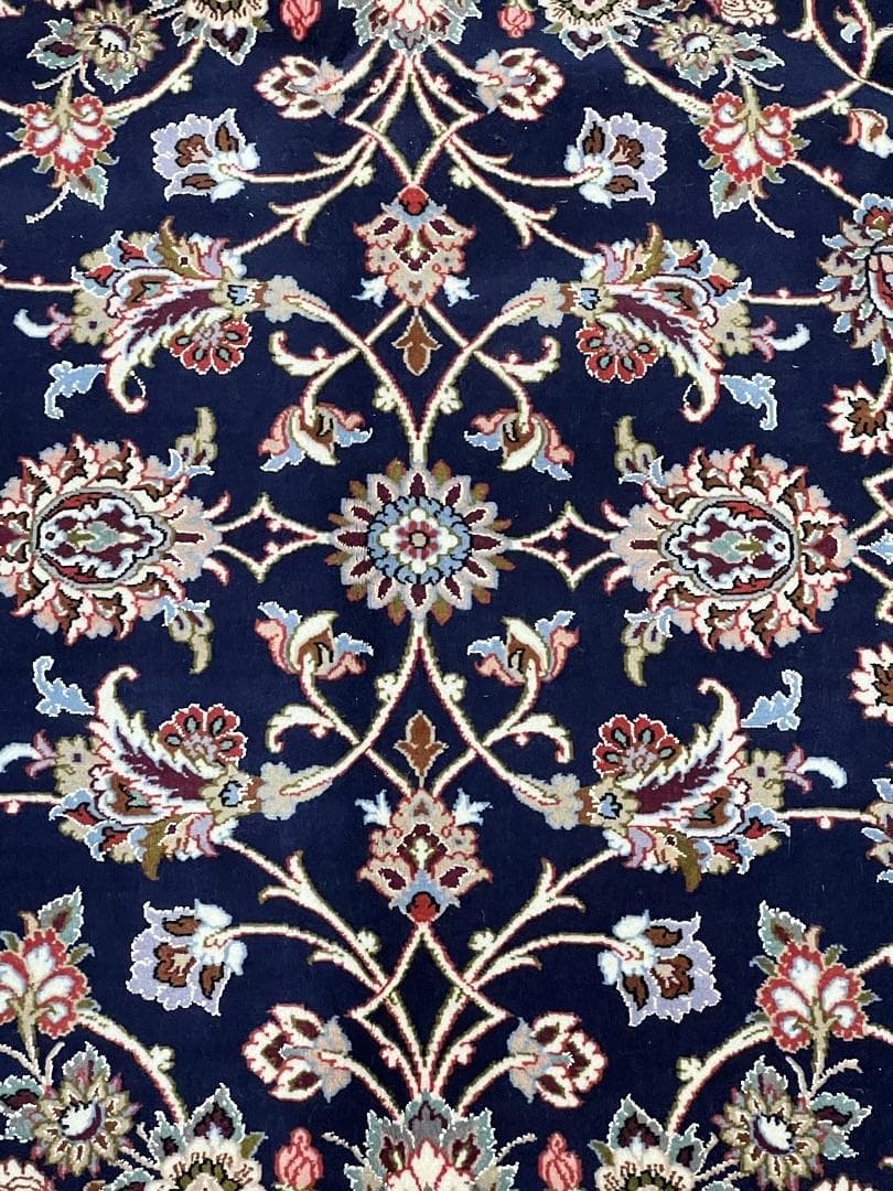 Isfahan Silk & Silk view 4