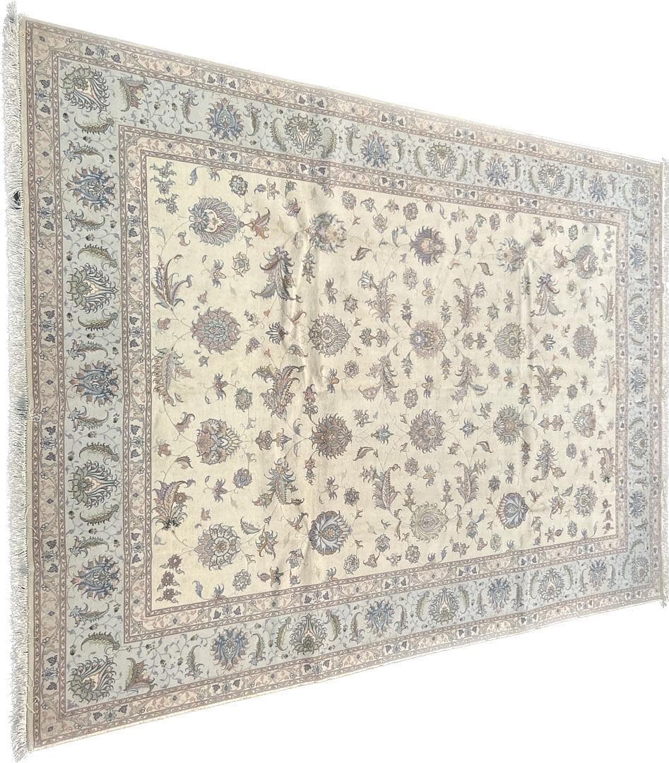 Tabriz Wool & Silk view 2