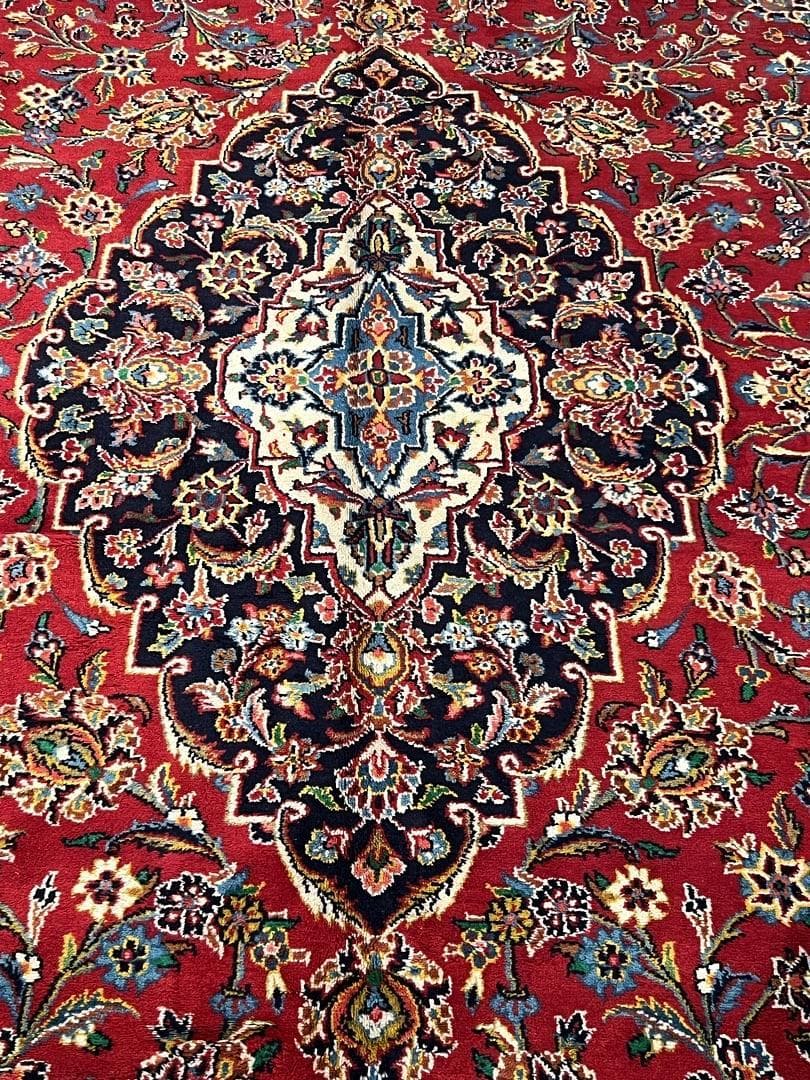 Kashan Wool view 3