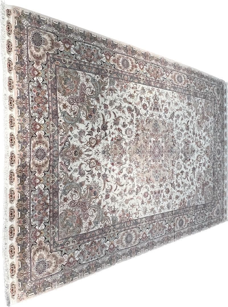 Tabriz Wool & Silk view 2