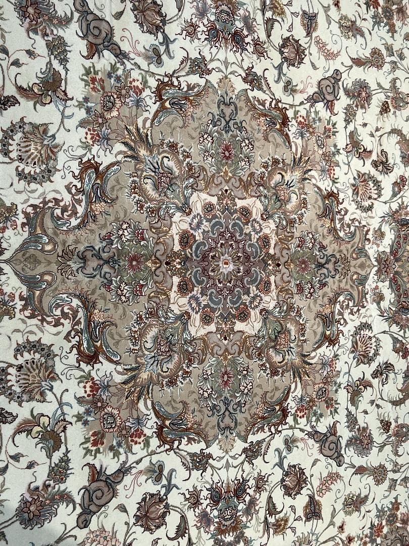 Tabriz Wool & Silk view 3