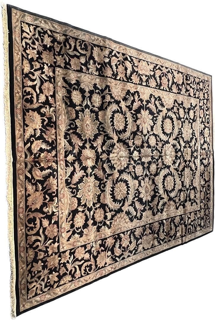 Khorasan Wool view 2