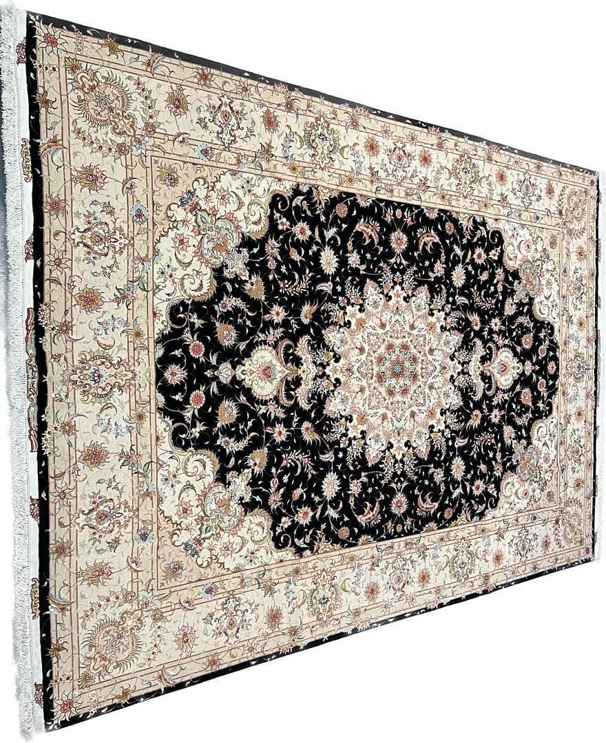 Tabriz Wool & Silk view 2