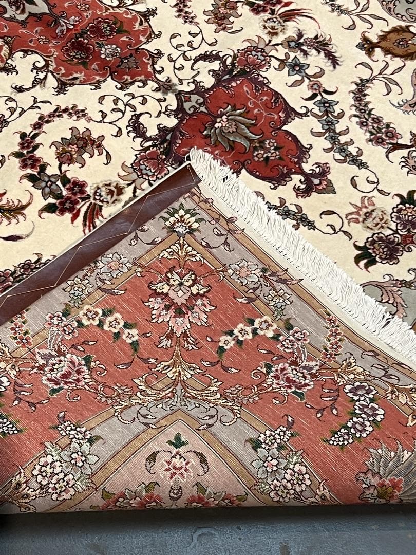 Tabriz Wool & Silk view 4